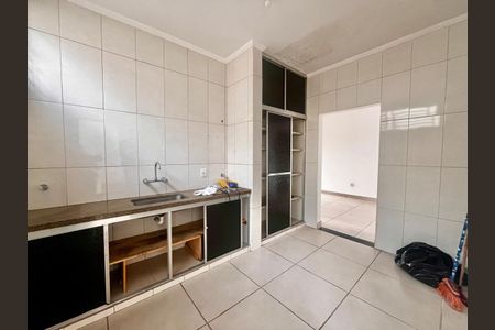 Casa à venda com 153m², 3 quartos e 2 vagas Casa à venda com 153m², 3 quartos e 2 vagasCozinha