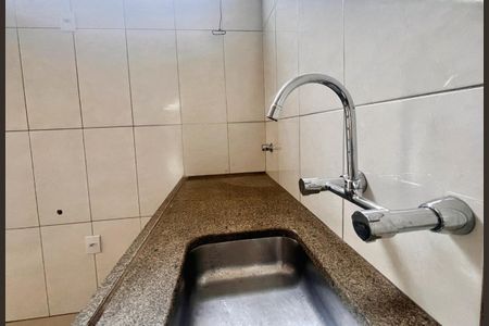 Casa à venda com 153m², 3 quartos e 2 vagas Casa à venda com 153m², 3 quartos e 2 vagasCozinha