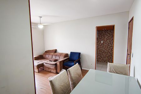 Apartamento para alugar com 64m², 2 quartos e 1 vaga Apartamento para alugar com 64m², 2 quartos e 1 vagaSala