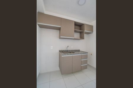 Apartamento para alugar com 49m², 2 quartos e sem vaga Apartamento para alugar com 49m², 2 quartos e sem vagaCozinha e Área de Serviço