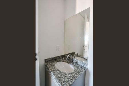 Apartamento para alugar com 49m², 2 quartos e sem vaga Apartamento para alugar com 49m², 2 quartos e sem vagaBanheiro da Suíte