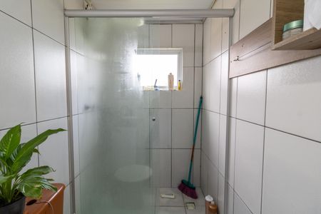 Casa à venda com 124m², 2 quartos e 3 vagas Casa à venda com 124m², 2 quartos e 3 vagasBanheiro da Suíte