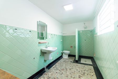 Casa à venda com 115m², 2 quartos e 1 vaga Casa à venda com 115m², 2 quartos e 1 vagaBanheiro da suíte