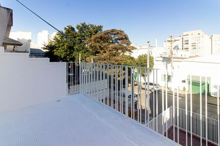 Casa à venda com 115m², 2 quartos e 1 vaga Casa à venda com 115m², 2 quartos e 1 vagaVaranda do Quarto