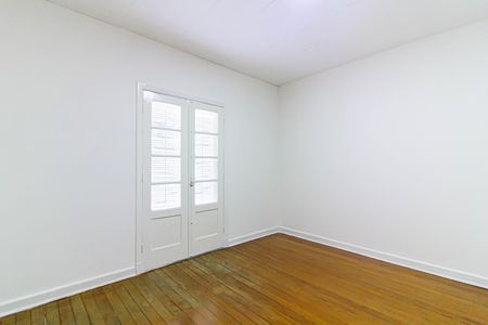 Casa à venda com 115m², 2 quartos e 1 vaga Casa à venda com 115m², 2 quartos e 1 vagaQuarto