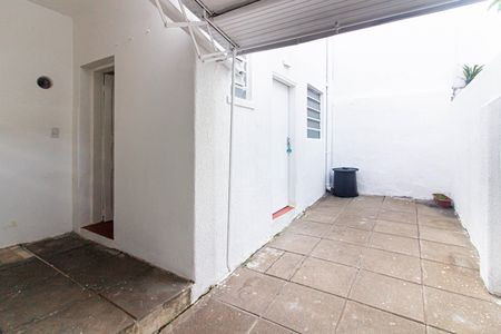 Casa à venda com 115m², 2 quartos e 1 vaga Casa à venda com 115m², 2 quartos e 1 vagaÁrea de serviço