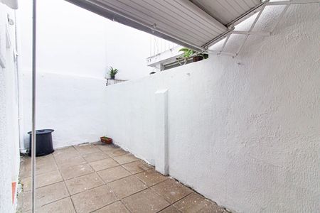 Casa à venda com 115m², 2 quartos e 1 vaga Casa à venda com 115m², 2 quartos e 1 vagaÁrea de serviço