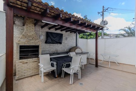 Apartamento para alugar com 67m², 2 quartos e 1 vaga Apartamento para alugar com 67m², 2 quartos e 1 vagaÁrea comum - Churrasqueira