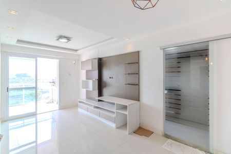 Apartamento para alugar com 67m², 2 quartos e 1 vaga Apartamento para alugar com 67m², 2 quartos e 1 vagaSala