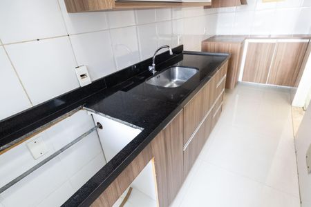 Apartamento para alugar com 67m², 2 quartos e 1 vaga Apartamento para alugar com 67m², 2 quartos e 1 vagaCozinha e Área de Serviço