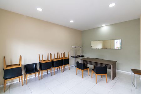 Apartamento para alugar com 67m², 2 quartos e 1 vaga Apartamento para alugar com 67m², 2 quartos e 1 vagaÁrea comum - Salão de festas