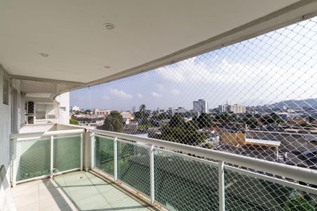 Apartamento para alugar com 67m², 2 quartos e 1 vaga Apartamento para alugar com 67m², 2 quartos e 1 vagaVaranda da Sala