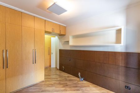 Apartamento à venda com 116m², 3 quartos e 2 vagas Apartamento à venda com 116m², 3 quartos e 2 vagasSuíte 1