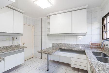 Apartamento à venda com 116m², 3 quartos e 2 vagas Apartamento à venda com 116m², 3 quartos e 2 vagasCozinha