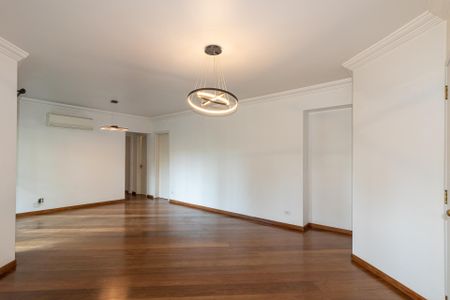 Apartamento à venda com 116m², 3 quartos e 2 vagas Apartamento à venda com 116m², 3 quartos e 2 vagasSala