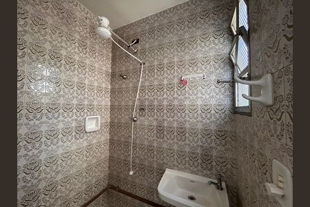 Apartamento para alugar com 70m², 2 quartos e 1 vaga Apartamento para alugar com 70m², 2 quartos e 1 vagaBanheiro de serviço