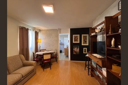 Apartamento para alugar com 70m², 2 quartos e 1 vaga Apartamento para alugar com 70m², 2 quartos e 1 vagaSala
