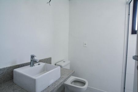 Apartamento à venda com 93m², 3 quartos e 2 vagasBanheiro da Suíte 2