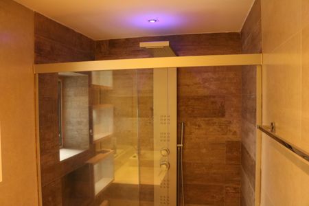 Apartamento à venda com 69m², 2 quartos e 1 vagaBanheiro da Suíte