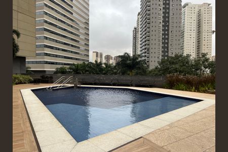 Apartamento à venda com 69m², 2 quartos e 1 vagaÁrea comum - Piscina