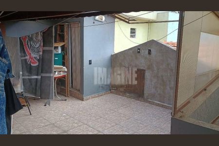 Casa à venda com 102m², 2 quartos e 2 vagas