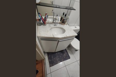 Apartamento à venda com 65m², 3 quartos e 2 vagasBanheiro