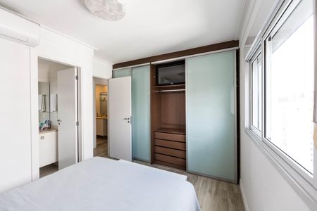 Apartamento à venda com 3 quartos, 93m² em Vila Olímpia, São Paulo