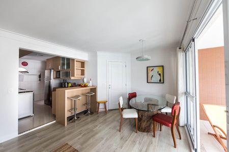 Apartamento à venda com 3 quartos, 93m² em Vila Olímpia, São Paulo