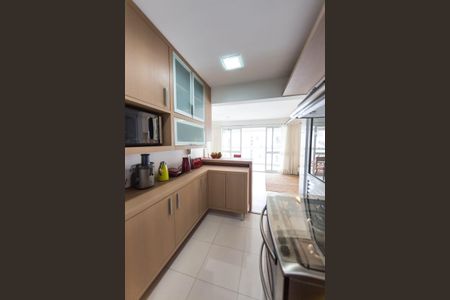 Apartamento à venda com 3 quartos, 93m² em Vila Olímpia, São Paulo