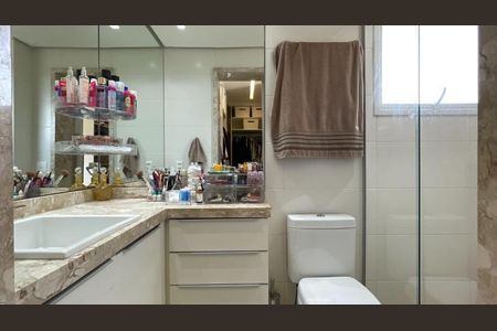 Apartamento à venda com 145m², 3 quartos e 3 vagasFoto 02