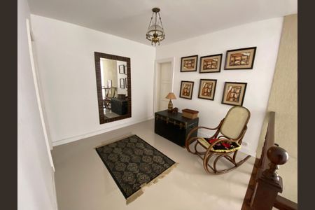 Casa à venda com 513m², 6 quartos e 3 vagasCirculação / Hall