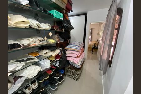 Casa à venda com 513m², 6 quartos e 3 vagasCloset Suíte 1