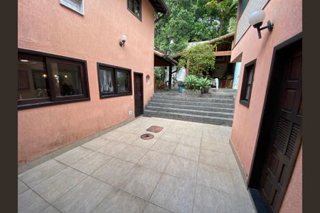 Casa à venda com 513m², 6 quartos e 3 vagasÁrea Gourmet