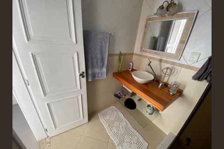 Casa à venda com 513m², 6 quartos e 3 vagasBanheiro Social
