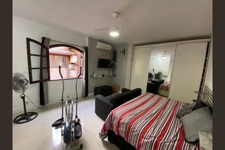 Casa à venda com 513m², 6 quartos e 3 vagasSuíte 2