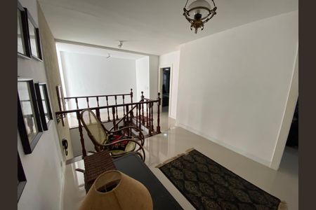 Casa à venda com 513m², 6 quartos e 3 vagasCirculação / Hall
