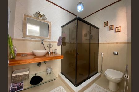 Casa à venda com 513m², 6 quartos e 3 vagasBanheiro Social