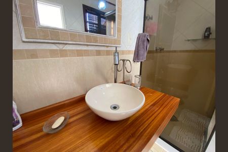 Casa à venda com 513m², 6 quartos e 3 vagasBanheiro Social