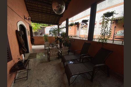 Casa à venda com 513m², 6 quartos e 3 vagasVaranda