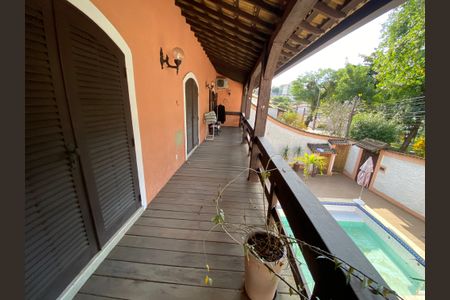 Casa à venda com 513m², 6 quartos e 3 vagasVaranda