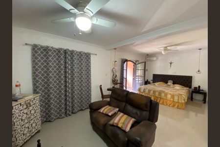 Casa à venda com 513m², 6 quartos e 3 vagasSuíte 1