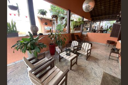 Casa à venda com 513m², 6 quartos e 3 vagasVaranda