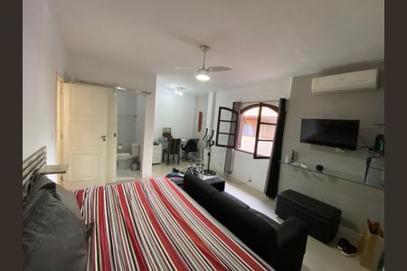 Casa à venda com 513m², 6 quartos e 3 vagasSuíte 2