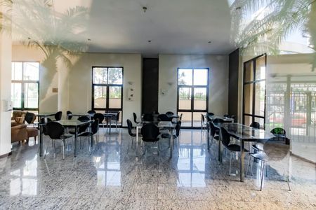 Apartamento para alugar com 150m², 3 quartos e 4 vagasÁrea comum - Salão de festas