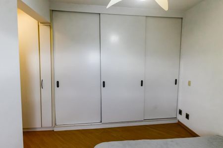 Apartamento para alugar com 150m², 3 quartos e 4 vagasSuíte 3 - armários