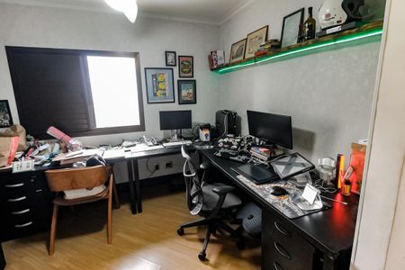 Apartamento para alugar com 150m², 3 quartos e 4 vagasEscritório