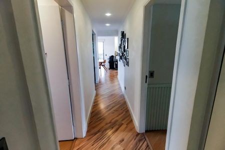 Apartamento para alugar com 150m², 3 quartos e 4 vagasCorredor - Suítes