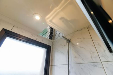 Apartamento para alugar com 150m², 3 quartos e 4 vagasBanheiro da Suíte 2 - chuveiro