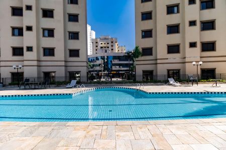 Apartamento para alugar com 150m², 3 quartos e 4 vagasÁrea comum - Piscina