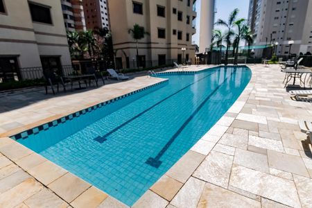 Apartamento para alugar com 150m², 3 quartos e 4 vagasÁrea comum - Piscina